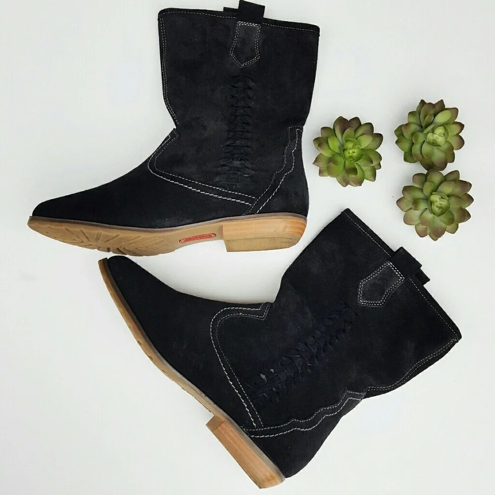 Vintage Sporto Suede Braided Booties in Black